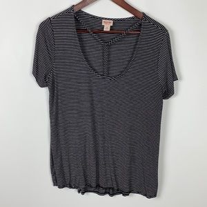 Mossimo women’s short sleeve top medium